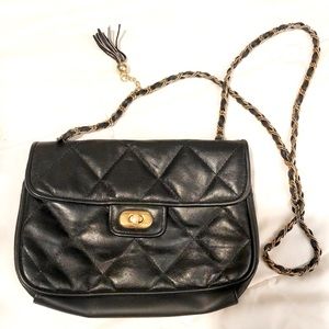 Black crossbody purse